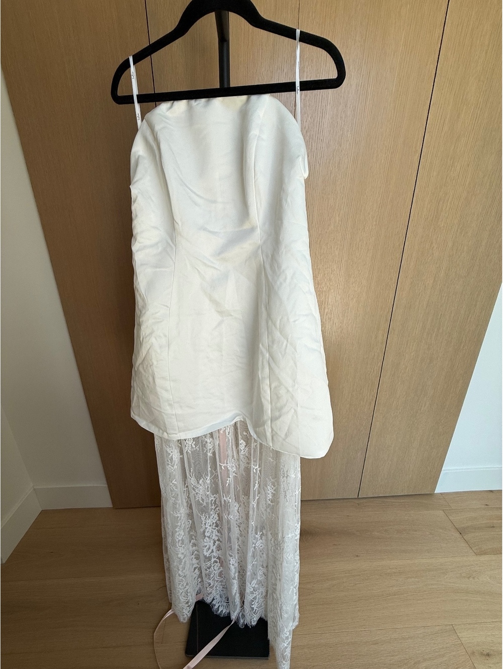 NWT Lulus Winslet White Satin Lace Strapless Bridal Maxi Dress Medium